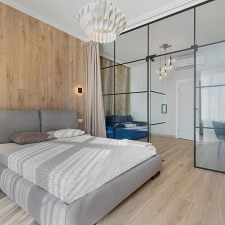 Sea Symphony Luxury 3-Bedrooms Apartment Одеса Екстериор снимка