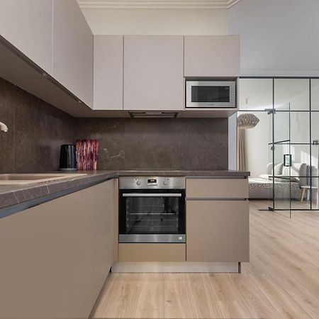 Sea Symphony Luxury 3-Bedrooms Apartment Одеса Екстериор снимка