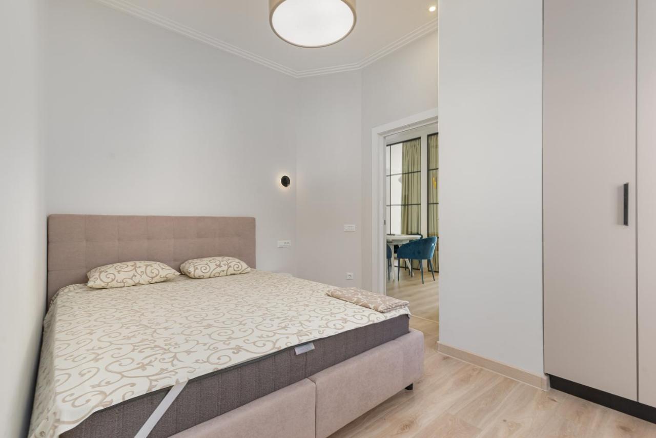Sea Symphony Luxury 3-Bedrooms Apartment Одеса Екстериор снимка