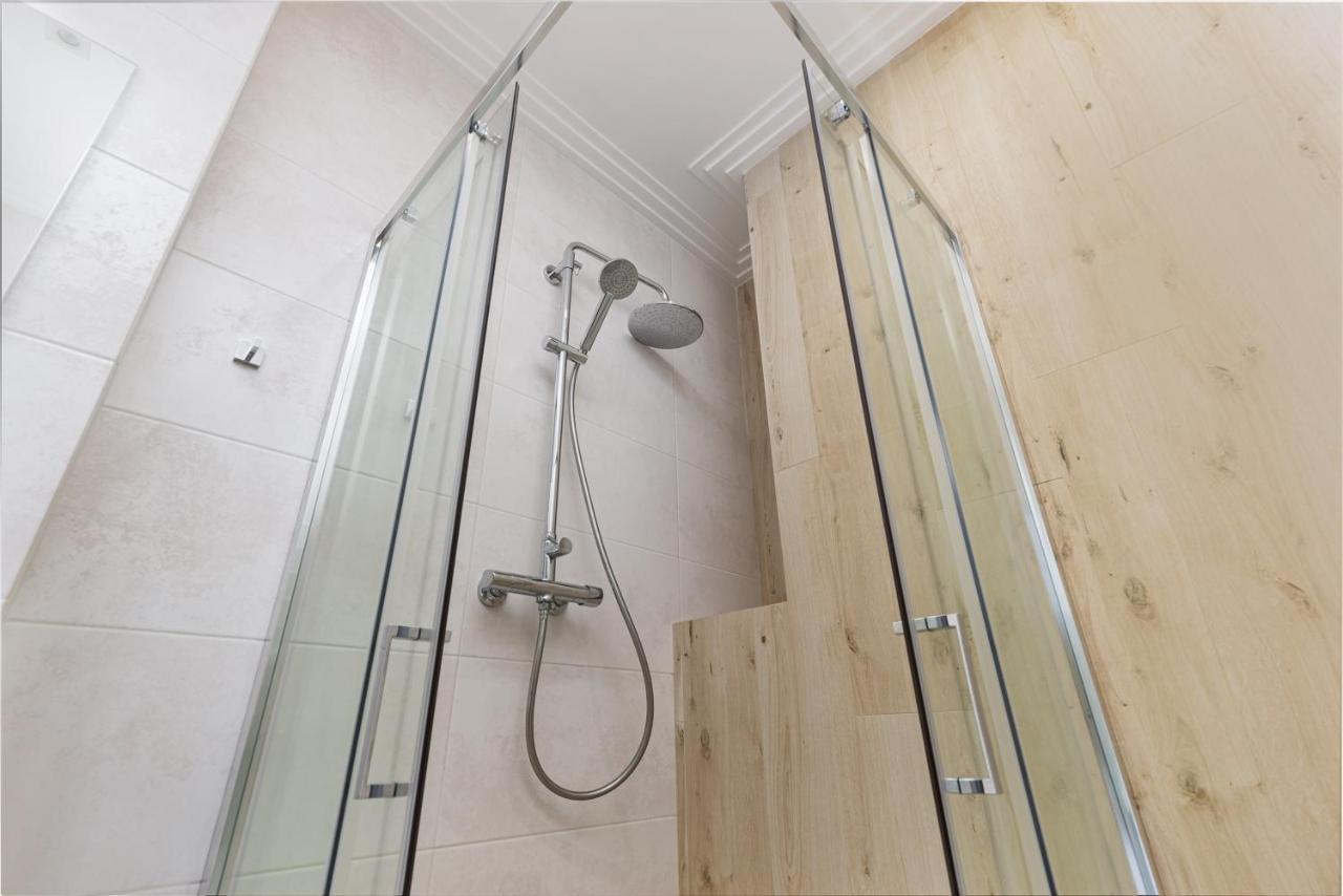Sea Symphony Luxury 3-Bedrooms Apartment Одеса Екстериор снимка